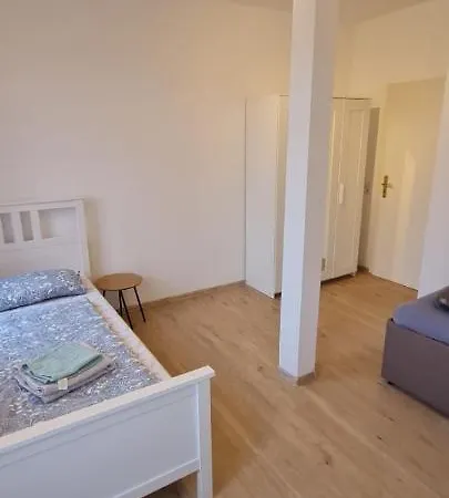 Lea Monteurswohnung Leipzig-ost Apartment
